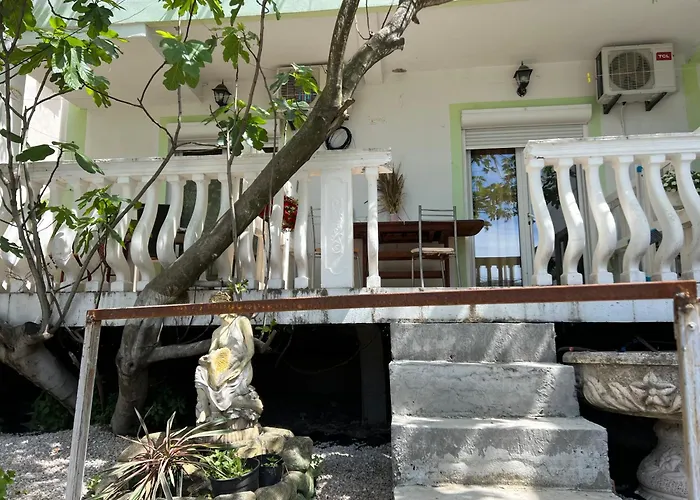 Green Villa